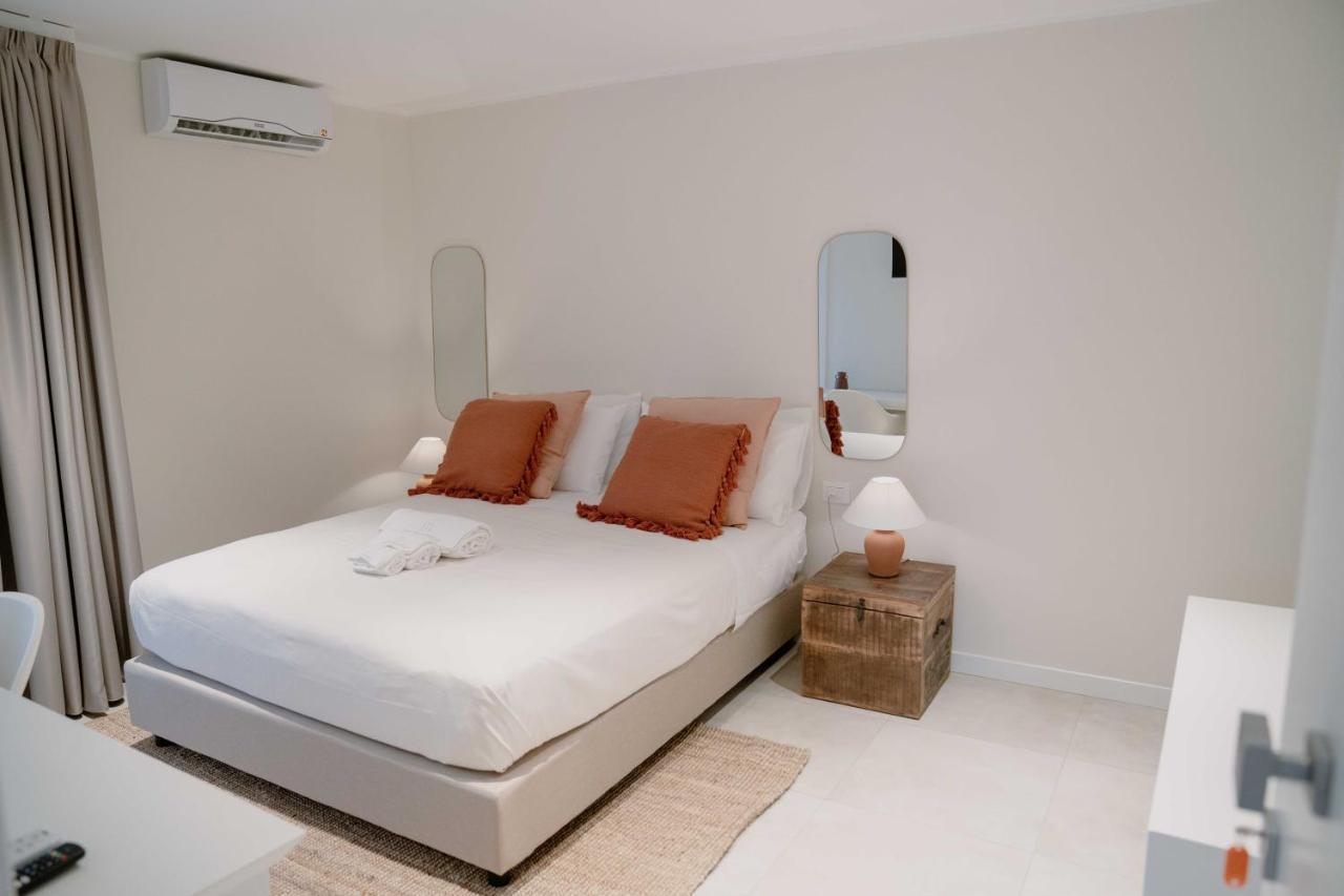Dimora Manfredo Eco B&B Luxury 圣尼科拉阿尔切拉 外观 照片